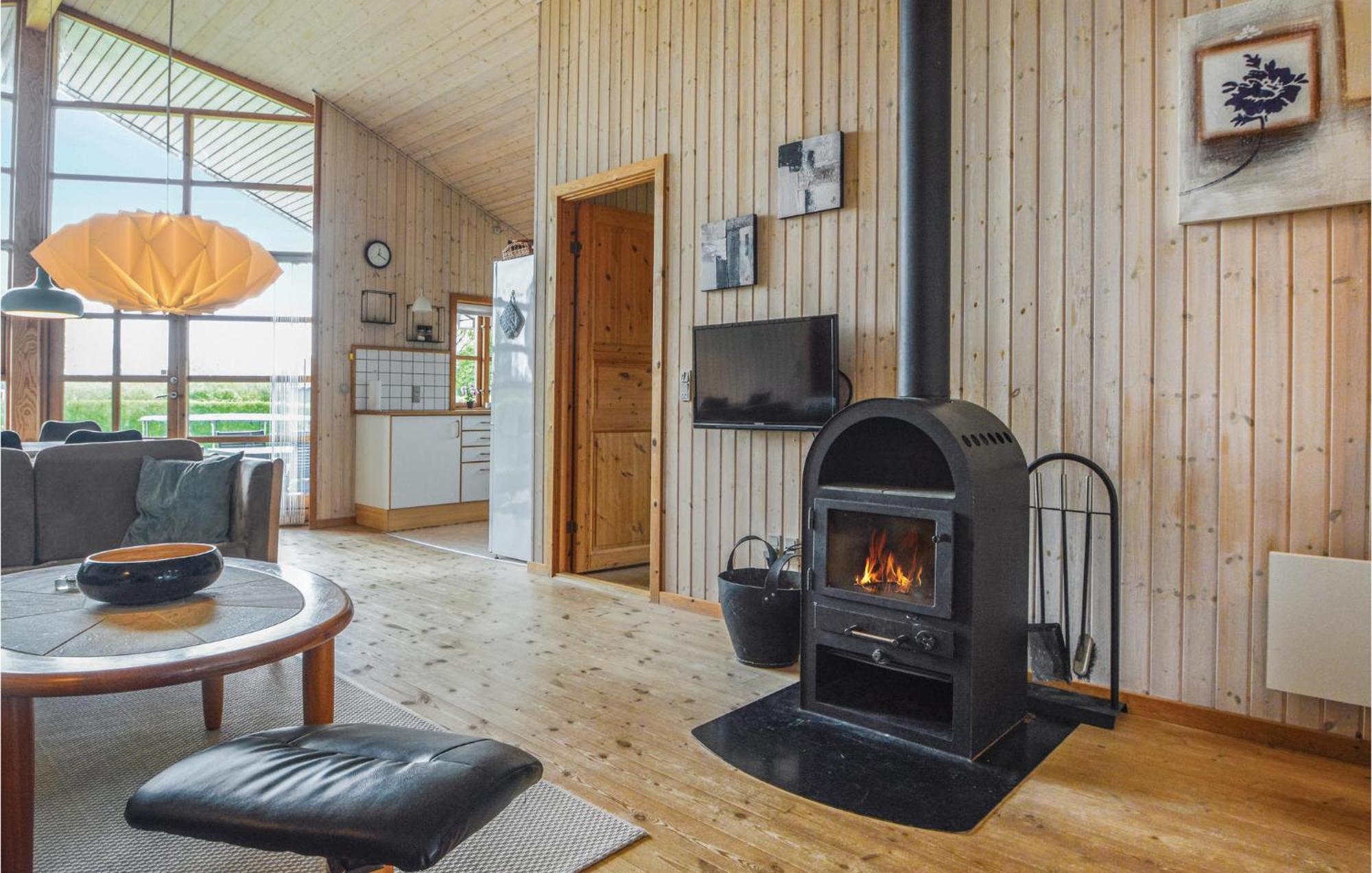 Gorgeous Home In Haderslev With Kitchen Arosund Exterior photo
